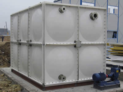 南丹玻璃钢保温水箱